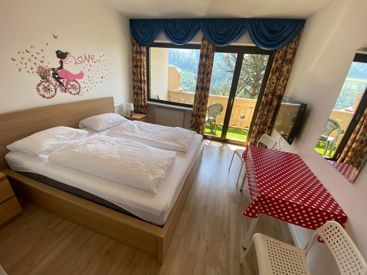 Laimerhof Rifiano Exteriör bild